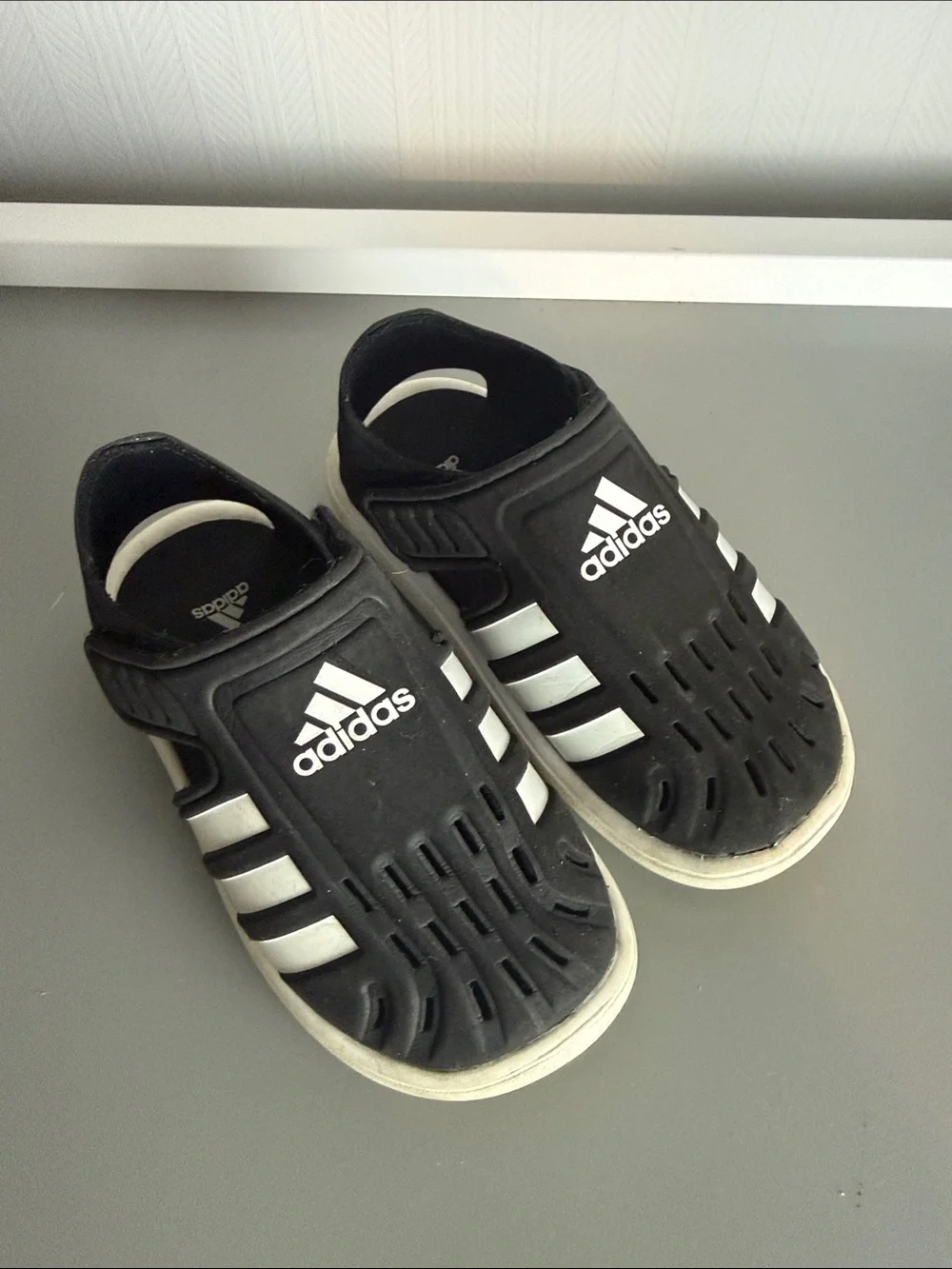 adidas Black & White Kids Slip-On Water Shoes size 8